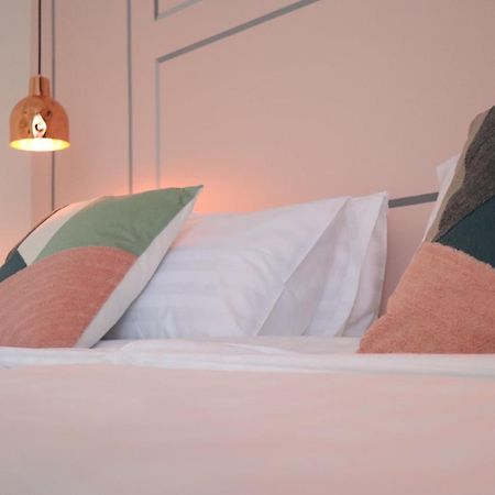 Goodnight Poshtel + Free Netflix Hotel Hat Yai Bagian luar foto