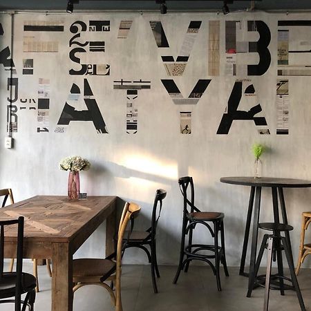 Goodnight Poshtel + Free Netflix Hotel Hat Yai Bagian luar foto