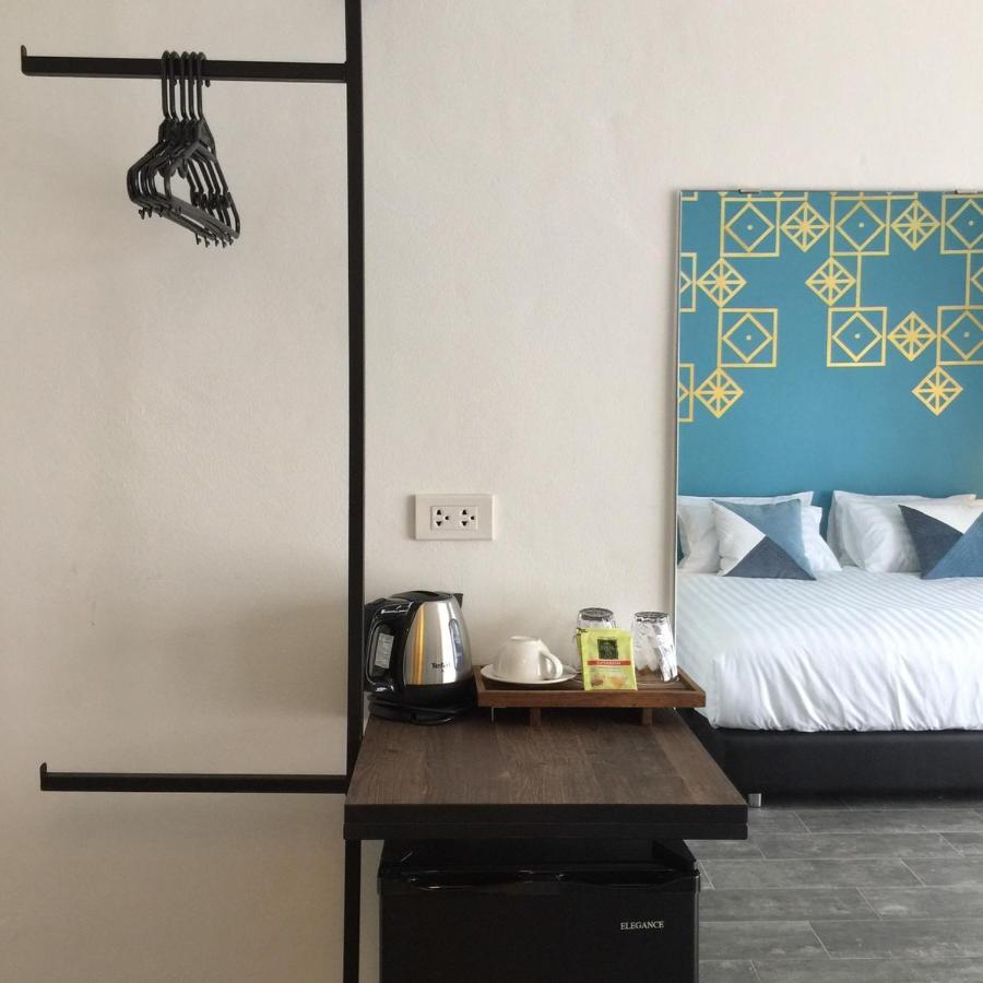 Goodnight Poshtel + Free Netflix Hotel Hat Yai Bagian luar foto