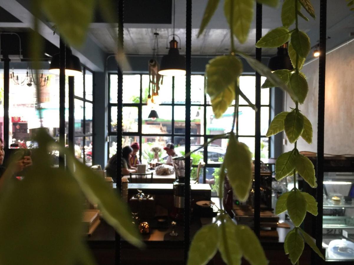 Goodnight Poshtel + Free Netflix Hotel Hat Yai Bagian luar foto