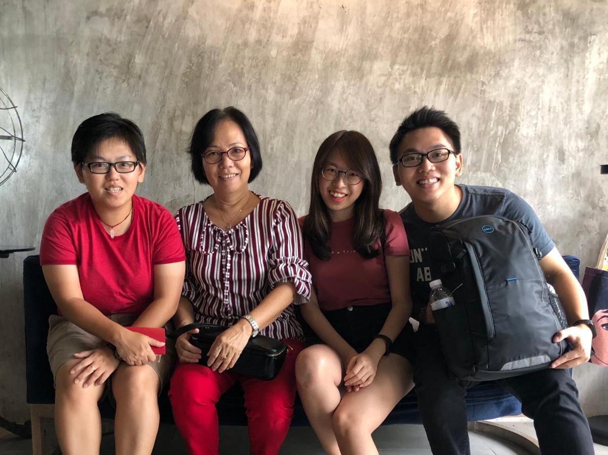 Goodnight Poshtel + Free Netflix Hotel Hat Yai Bagian luar foto